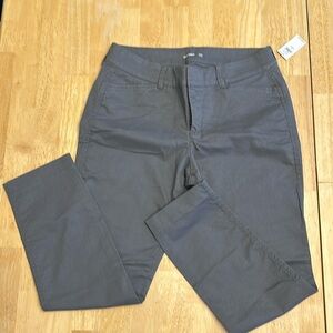 Old Navy Pixie Pants - Grey